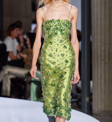 Miu Miu Dress, Haute Couture Looks, Runway Fashion Couture, Gala Dresses, Glam Dresses, Dress Silhouette, Event Dresses, Fancy Dresses, Dream Dress