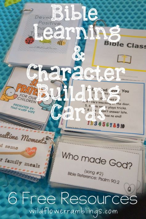 Bible learning cards.  Great for little hands to flip through and bigger kids to help with memorization. Bible Learning, Children Ministry, Godly Living, Preschool Bible, Bible Study For Kids, Positive Learning, Sunday School Activities, Christian Education, Childrens Bible