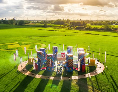 Stage Design - Google Drive 2018 on Behance Festival Stage Design Ideas, Festival Stage Design, Google Event, Gate Entrance, Stage Designer, Outdoor Stage, Beach Sport, Event Pictures, Event Stage