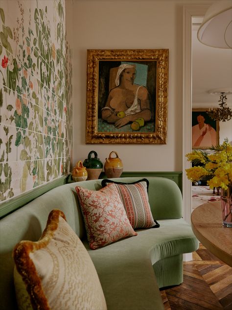 Our Belgravia Jewel Box Apartment featured on Architectural Digest.⁠
⁠
Our stylish client's delight in all things floral, pink and embellished meant no surface was treated as ordinary, and together we took a 'more is more' approach to layering fabrics and textures... the results are magic. ⁠ Vibey Kitchen, Couch In Kitchen, Box Apartment, Studio Ashby, Eating Nook, Tile Artwork, London Apartment, Moroccan Decor, Jewel Box