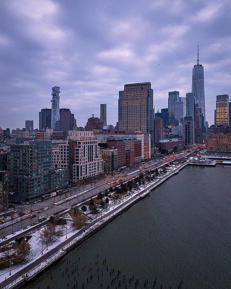 1,315 Likes, 81 Comments - Zura (@zura.nyc) on Instagram: “✨ Everything you can imagine is real. -Pablo Picasso ✨✨✨✨✨✨✨✨✨✨✨✨✨✨✨✨✨ - Please take a moment to…” West Side Highway Nyc, West Side Highway, Downtown Pictures, City Skylines, Empire State Of Mind, One World Trade Center, Trade Center, Concrete Jungle, West Side