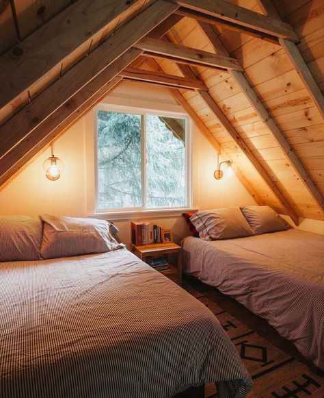 Cabin Loft, Attic Renovation Ideas, Attic Bedroom Designs, Attic Loft, Small Attic, Attic Bedrooms, Attic Renovation, Attic Remodel, Cabin Interiors