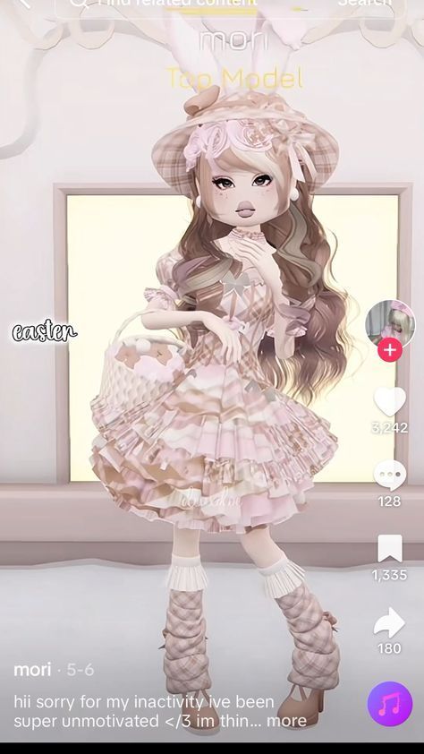 Ugg Outfit Ideas, Dresses Photoshoot, Movie Star Dress, Baddie Dresses, Dress To Impress Outfits, Winter Footwear, Summer Festival Outfit, Body Base Drawing, Aesthetic Roblox Royale High Outfits