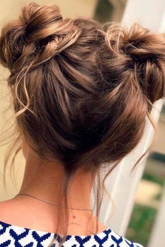 Hair In A Bun, Stylish Hairstyles, A Messy Bun, Medium Blonde, Hair Bob, Easy Summer Hairstyles, Hairstyles For Medium Length Hair, Bob Hair, Penteado Cabelo Curto