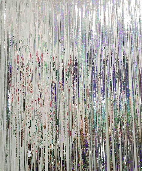 Curtain Backdrop Wedding, Homemade Wedding Decorations, Fringe Curtains, Silver Curtains, Wedding Collage, Streamer Backdrop, Party Photo Backdrop, Photo Backdrop Wedding, Party Streamers