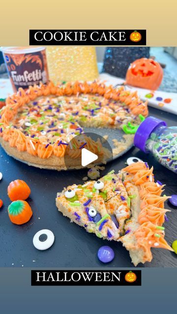 Ryan Armendariz on Instagram: "EASY HALLOWEEN COOKIE CAKE 🎃🎃 #halloweensnacks #cookiecake" Halloween Cookie Cake, Pizza Halloween, Easy Halloween Cookies, Halloween Party Appetizers, Halloween Cookie, Halloween Cake, Party Appetizers, Halloween Snacks, Halloween Cookies