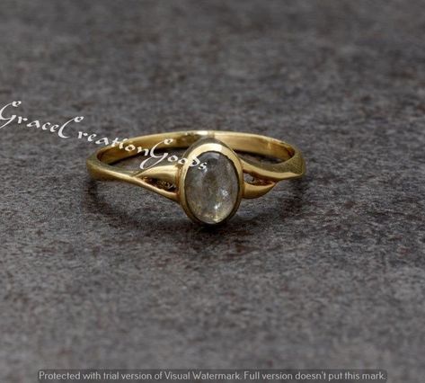 Labradorite Gemstone RingsPersonalized RingLabradorite | Etsy Bijoux Art Nouveau, Snake Jewelry, Etsy Gold Ring, Jewelry Lookbook, Labradorite Ring, Wedding Rings Vintage, Unique Ring, Boho Ring, Gift Ring