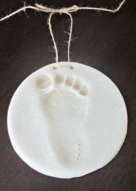 Dough Ornaments, Foot Print, Baby Footprints, Salt Dough, Fathers Day Crafts, Baby Hands, Baby Art, Baby Crafts, Babies First Christmas