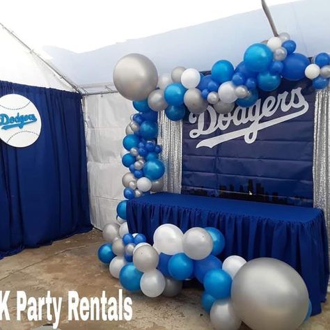 Baseball Party Backdrop Ideas, Dodgers Party Decorations, Dodger Theme Party, Dodgers Birthday Party Ideas, Dodgers Birthday Party Decorations, Dodgers Theme Birthday Party, Dodgers Party Ideas, Dodger Party Ideas, Dodger Birthday Party Ideas