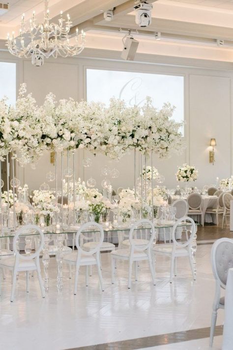 Romantic White Wedding Decor, All White Wedding Reception, White Weddings Reception, White Wedding Decorations, Dream Wedding Reception, Luxury Wedding Decor, White Wedding Theme, All White Wedding, Wedding Decor Inspiration