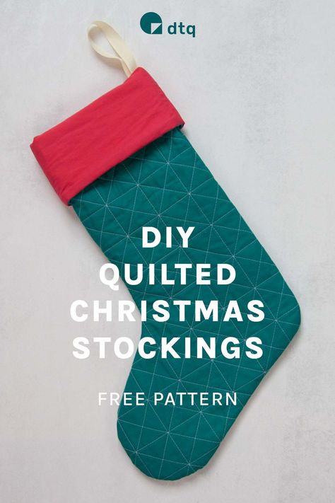 Learn how to make DIY Quilted Christmas stockings in step-by-step tutorial! Diy Quilted Christmas Stocking, Christmas Stocking Diy, Christmas Stockings Pattern, Christmas Stocking Template, Stocking Diy, Christmas Stocking Pattern Free, Stocking Pattern Free, Modern Christmas Stocking, Simple Quilting