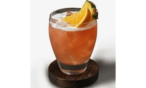 Fruity Cocktail Recipes, Malibu Coconut, Outback Steakhouse, Fruity Cocktails, Cocktail Ingredients, Alcohol Drinks, Alcohol Drink Recipes, Re A, Cocktail Recipe