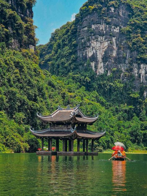 Trang An and Tam Coc are two of the most stunning landscapes in Ninh Binh, but which boat tour is best? I’m comparing experiences of tam coc vs Trang An in this guide.| tam coc tour | trang an boat tour | ninh binh tour | ninh binh vietnam | ninh binh boat tours | tam cốc bích động | tam coc vietnam | tràng an bái đính | trang an vietnam | trang an ninh binh | trang an ninh binh vietnam | trang an grottoes tour | hanoi to ninh binh Nihn Bihn Vietnam, Tam Coc Vietnam, Vietnam Itinerary, Vietnam Backpacking, Temple Ruins, Tourism Poster, Limousin, Vietnam Travel, Boat Trips