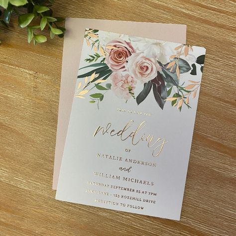 Winter Wedding Pink, Blush Flowers Wedding, Wedding Dusty Rose, Floral Spring Wedding, Rose Gold Invitations, Wedding Blush, Gold Foil Wedding Invitations, Blush Wedding Flowers, Rose Wedding Invitations