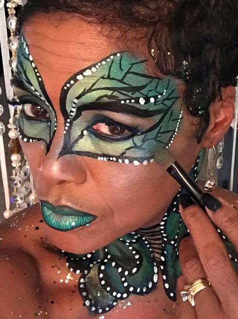 By the incredible Gina May Thompson! Female Mad Hatter Makeup Ideas, Women Mad Hatter Makeup, Mad Hatter Eye Makeup, Made Hatter Makeup, Madd Hatter Makeup, Country Fair, Woodland Fairy, Poison Ivy, Creative Makeup