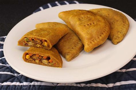 Jamaican Pattie Recipe - Gourmet Gurus, Appetizers, Snacks & Sides Recipe Lentil And Chickpea, 21 Day Fix Vegetarian, Jamaican Patty, Healthy Beans, Beans Curry, Patties Recipe, Chickpea Recipes, Gluten Free Dinner, Vegetarian Meals