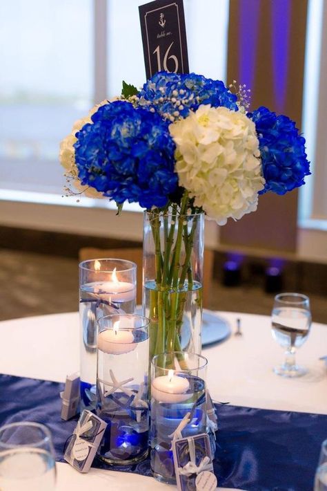 Royal Blue And White Centerpieces, Royal Blue Silver And White Wedding Centerpieces Table Decorations, Pharmacy Party, Wedding Hydrangeas, Blue Floating Candles, Wedding Ideas Blue, Gala Centerpieces, Hoco Dance, Diy Floating Candles