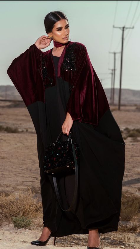 Maroon Abaya, Velvet Abaya, Styles Hijab, Abaya Styles, Abaya Designs Latest, Gowns Dresses Elegant, Mode Abaya, Abaya Designs, Muslim Fashion Outfits