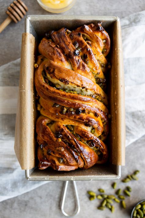 Honey Pistachio Babka - RECIPE - nobizlikedoughbiz Babka Aesthetic, Christmas Babka, Baklava Babka, Honey Babka, Pistachio Baking, Pistachio Babka, Savory Babka, Yeast Desserts, Babka Buns