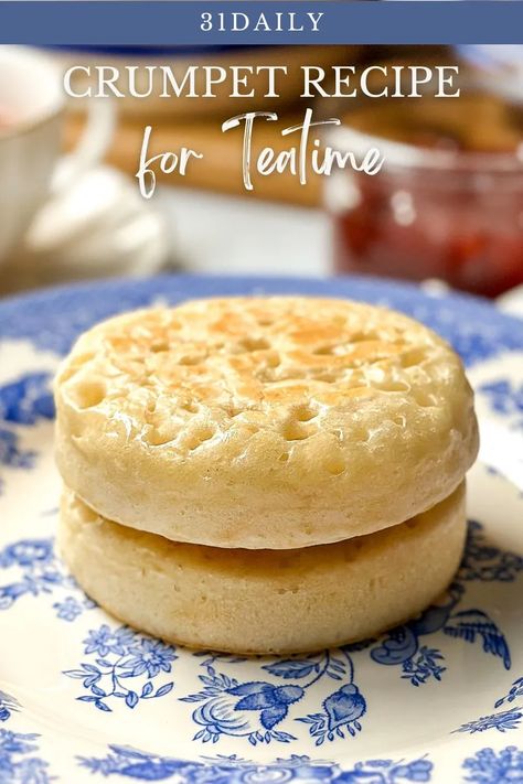 This simple Crumpet recipe is easy to make at home for teatime, breakfast, or anytime you're in the mood for crumpets and tea (or coffee). If you can make pancakes, you can make your own crumpets. And yes, most decidedly, serve them with tea at your next tea party! Follow for more easy breakfast ideas! Easy Hot Breakfast Ideas, Crumpets Recipe Easy, Homemade Crumpets, Crumpet Recipe, Dinner Party Dishes, Make Pancakes, Impressive Dinner, Recipe For Breakfast, Delicious Sweets