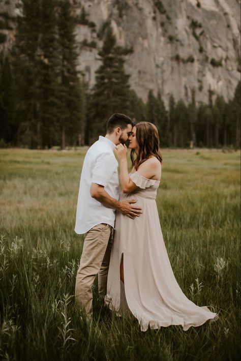 Maternity photos session outfit ideas dress Yosemite photographer pregnancy outfit ideas Yosemite Maternity Photos, Now Booking, Coast To Coast, Maternity Shoot, The Meadows, Maternity Photos, How To Pose, Pregnancy Shoot, Pregnancy Photoshoot