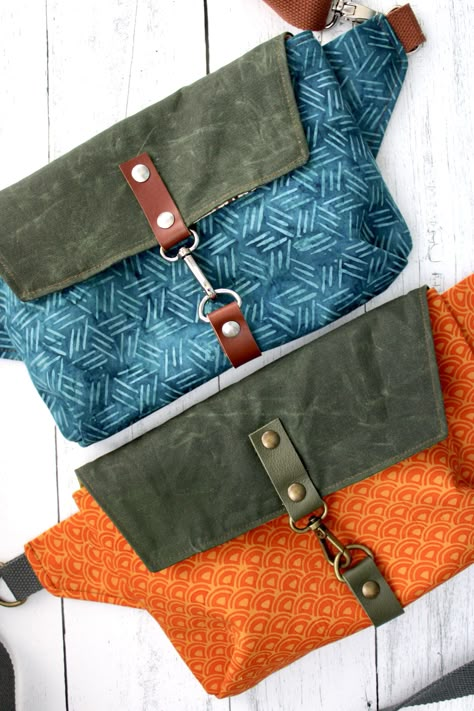 @bayhillstudio tried her hand at sewing with batiks for the FIRST time. Check out what she made and what she thinks of RBD Expressions Batiks on the blog!⁠ ⁠ Find RBD Expressions Batiks at your favorite local or online quilt shop💙 Haralson Belt Bag, Haralson Bag, Hip Bag Pattern Free, Diy Belt Bag, Waist Bag Pattern, Hip Bag Pattern, Belt Bag Pattern, Crossbody Bag Diy, Diy Beach Bag