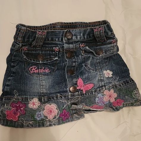 2000s Kids Clothes, Cute 2000s Outfits, Childhood Clothes, Barbie Merch, Barbie Skirt, Poshmark Clothes, Vintage Kids Clothes, Outfits 2000s, Contemporary Costumes