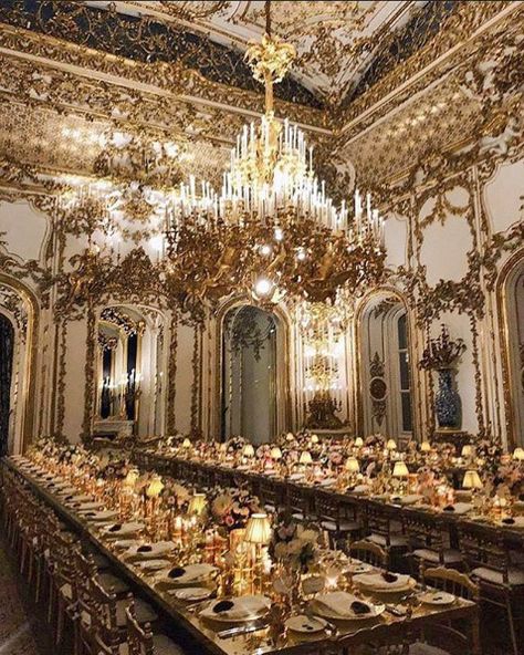 Fancy Stuff, Woman In Gold, Dream Mansion, Jewel Tone Wedding, Wedding Design Decoration, Dream Wedding Ideas Dresses, Wedding Mood Board, Insta Wedding, Beautiful Buildings