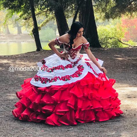 Book your appointment to say yes to your dream dress at Moda 2000👑 Instagram: @moda2000inc (714)774-7537 White Charro Quince Dress, White Charro Quinceanera Dresses, Quinceanera Dresses Mexican, Charro Quince, White Quince, White Quinceanera Dresses, Mexican Quinceanera Dresses, Charro Quinceanera Dresses, Quince Dresses Mexican