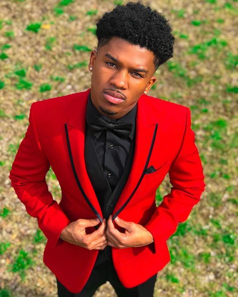 MOE on Instagram: “Which one is y’all favorite? 🌹” Red Prom Outfits For Guys, Prom Suits For Black Guys, Mens Prom Suits, Prom Men Outfit, Prom Outfits Men, Guys Prom Outfit, Red Prom Suit, Black Prom Suits, Mens Prom