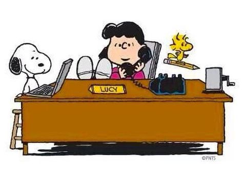 Busy at work Woodstock Snoopy, Lucy Van Pelt, Snoopy Cartoon, Peanuts Snoopy Woodstock, Peanuts Cartoon, Peanuts Characters, Snoopy Pictures, Snoop Dog, Joe Cool