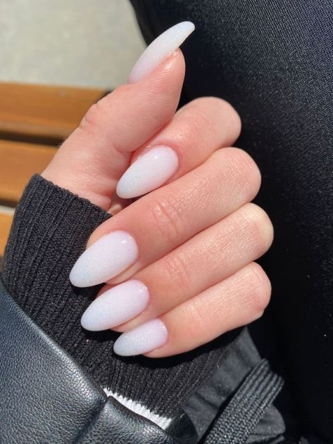 Almond Soft White Nails, Creamy Milky White Nails, Milk Nails Almond Shape, Milky White Acrylic Nails Almond, Medium Almond Nails Milky White, Milky White Nails Badem, Creamy White Oval Nails, While Milky Nails, Almond White Dip Nails