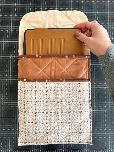 DIY Quilted iPad Case – Wellspring Designs Ipad Sleeve Diy Sewing Tutorials, Quilted Ipad Cover Free Pattern, Quilted Ipad Case Pattern, Ipad Quilted Case Free Pattern, Bible Case Sewing Pattern Free, Kindle Case Diy Free Pattern, Ipad Sleeve Sewing Pattern, Kindle Covers Diy Free Pattern, Sew Ipad Case