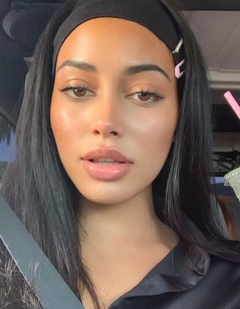 Upturned Nose, Rhinoplasty Nose Jobs, Straight Nose, Pretty Nose, Perfect Nose, Nose Shapes, Smink Inspiration, Cindy Kimberly, Nose Job