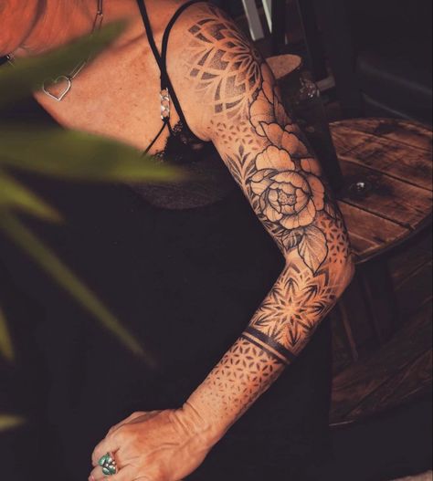 Arm Band Tattoo For Women Unique, Women's Collar Bone Tattoo, Geometric And Floral Tattoo, Boho Sleeve Tattoo, Tattoo Filler Ideas For Women, Sleeve Filler Ideas Women, Tattoo Designs Fine Line, Boho Tattoo Ideas Sleeve, Feminine Half Sleeve Tattoo