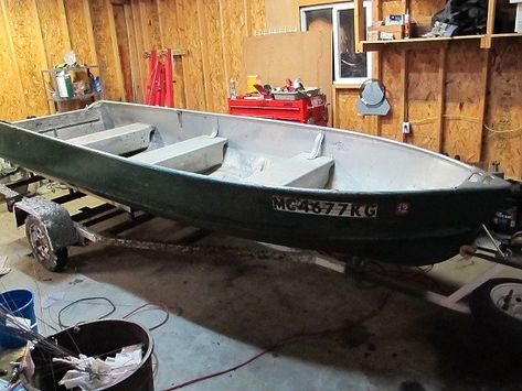 matt's alumacraft 14' | Aluminum Boat & Jon/V Boat Discussion Forum Aluminum Boat Trailers, Aluminum Jon Boats, Jon Boat Bass Boat Conversion, Aluminum Bass Boats, Riva Boat Vintage, Aluminum Fishing Boats Restoration, John Boats, Aluminum Fishing Boats, Rib Rub