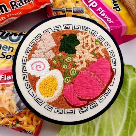 Fun Ramen Hand Embroidery Drawings To Trace, Diy Broderie, Hand Embroidery Pattern, Hand Embroidery Art, Hand Embroidery Stitches, Diy Couture, Hand Embroidery Patterns, Embroidery Inspiration, Embroidery Tutorials