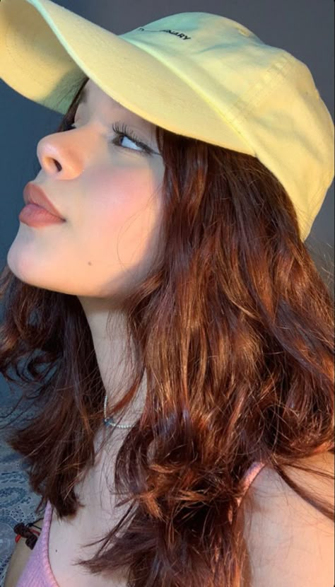 Sunset Photoshoot Ideas, French Girl Aesthetic, Cabello Hair, Photo Recreation, Fotos Ideas, Self Portrait Poses, Classy Photography, Selfie Ideas Instagram, September 2022