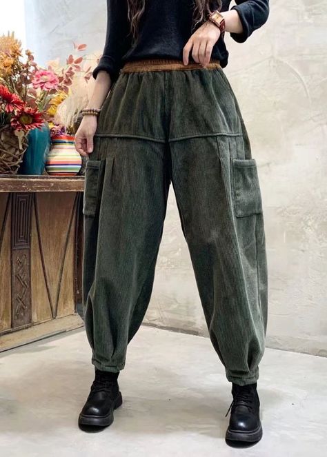 Corduroy Patchwork, Green Corduroy, Winter Pants, Green Pants, Fleece Pants, Fashion Mode, Mode Inspiration, Gq, Aesthetic Clothes