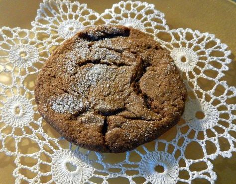 Joe Froggers Cookies, Joe Frogger Cookies Recipe, Maine Desserts, Hermit Cookies, England Recipes, Farmers Market Recipes, Fall Cooking, Molasses Cookies, Cooking Ideas