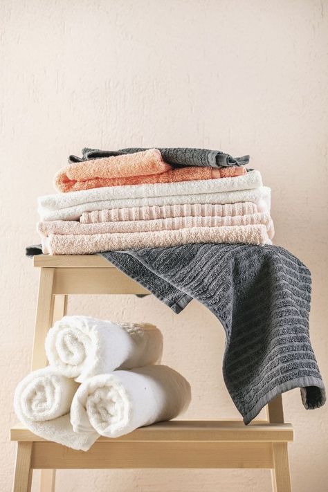 How to wash new towels: The secret to fresh, fluffy, soft towels | Better Homes and Gardens Airbnb Owner, Soften Towels, Fresh Towels, Washing Towels, Washing Detergent, Laundry Tips, Linen Cupboard, Fluffy Towels, Scandinavian Style Interior