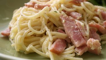 Italian Spaghetti with Ham Recipe - Food.com Ham Salad Sandwich, Ham Ideas, Ham Dishes, Fresh Ham, Beef And Pork Recipes, Italian Spaghetti, Pasta Casseroles, Ham Casserole, Leftover Ham Recipes