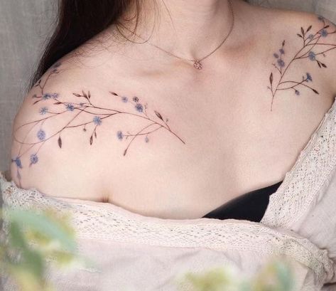 Montreal Tattoo, Pisces Tattoo, Inspiration Tattoos, Tattoos Geometric, Botanical Tattoo, Stylist Tattoos, Dainty Tattoos, Subtle Tattoos, Elegant Tattoos