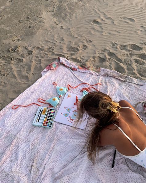 my ideal date night: painting on the beach 🎨 Date Night Painting, Painting On The Beach, Ideal Date, Night Painting, Summer 2024, At The Beach, Date Night, The Beach, Vision Board