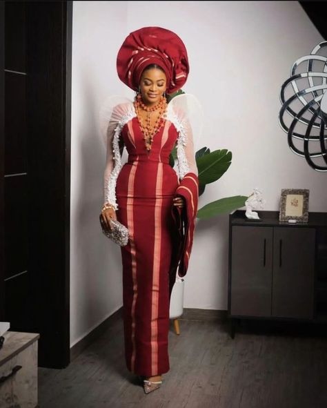 Remarkable and Best Aso-Oke Styles To Look Delightful. Aso Oke Bridal Styles, Brocade And Lace Combination, Bridal Aso Oke Styles, Asooke Dress Styles, Asoke Styles For Women, African Engagement Dresses, Asooke Styles For Brides, Aso Oke Dress Styles, Aso Oke Styles Traditional Weddings