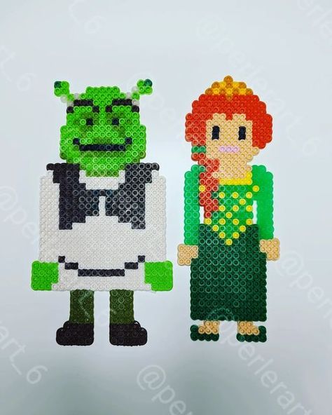 Shrek Perler Beads, Shrek Perler, Shrek Pixel Art, Pinterest Fanart, Fiona And Shrek, Bead Gifts, Fiona Shrek, Princess Fiona, Grid Patterns