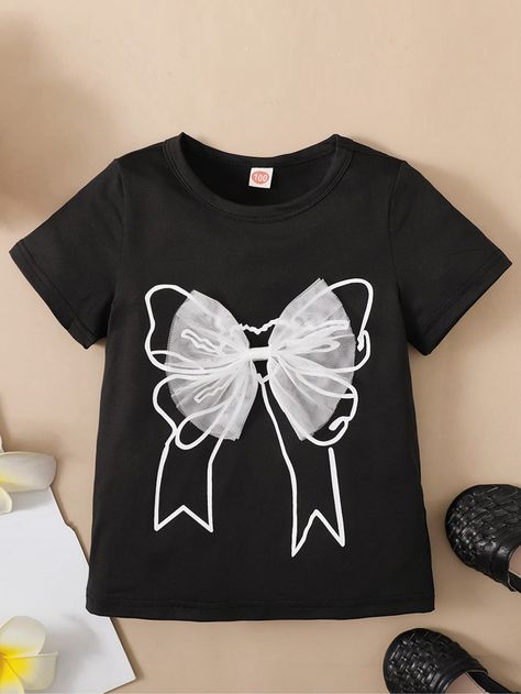 Black Casual Collar Short Sleeve Fabric Graphic  Embellished Slight Stretch  Toddler Girls Clothing Baggy Tshirt, Shirt Design For Girls, Girls Tshirt, Shein Kids, Trendy Shirt Designs, Girls T Shirts, Bow Print, Luxury Girl, Girls T Shirt