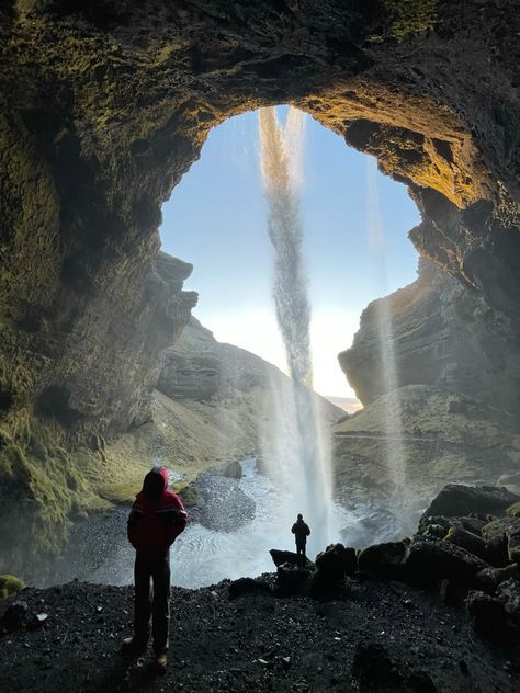 Gulfoss Iceland Waterfalls, Iceland Lifestyle, Iceland Autumn, Midnight Sun Iceland, Iceland Spring, Iceland Aesthetic, Iceland Tours, Iceland Camping, Island Waterfall