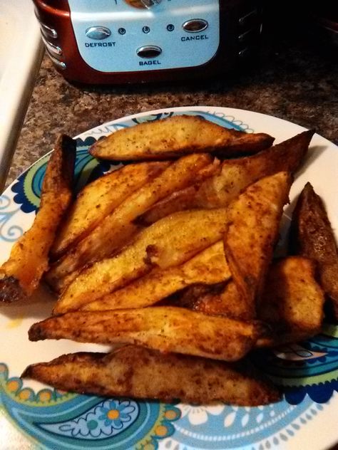 Potato Logs Air Fryer, Potato Logs, Air Fry Potatoes, Instant Potatoes, How To Make Potatoes, Greek Seasoning, Chili Seasoning, Food Log, Chicken Fried