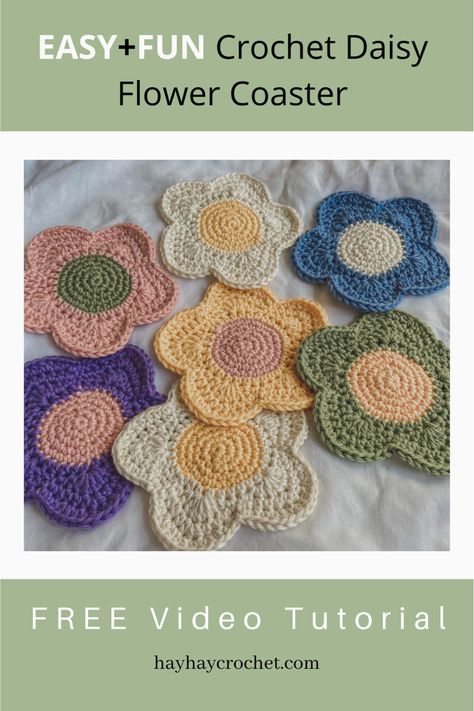 Easy Flower Coaster Crochet, Crochet Stuffed Daisy, How To Crochet A Flower Coaster, Crochet Cotton Coasters, Costers Diy Crochet, Crochet Pattern For Coasters, Easy Crochet Daisy Granny Square, Coaster Crochet Easy, Daisy Coasters Crochet